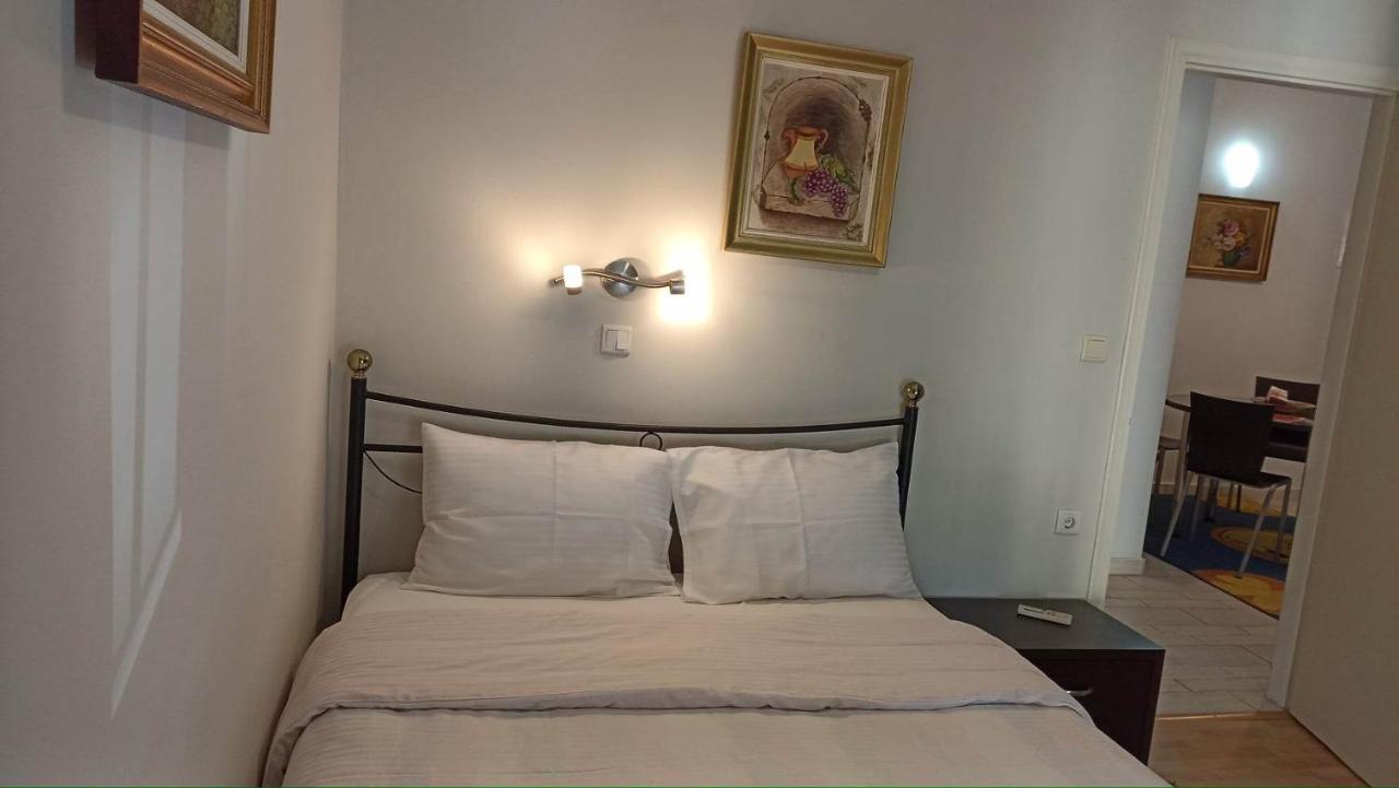 Apartment Flora's Boutique At The Heart Of Corfu *