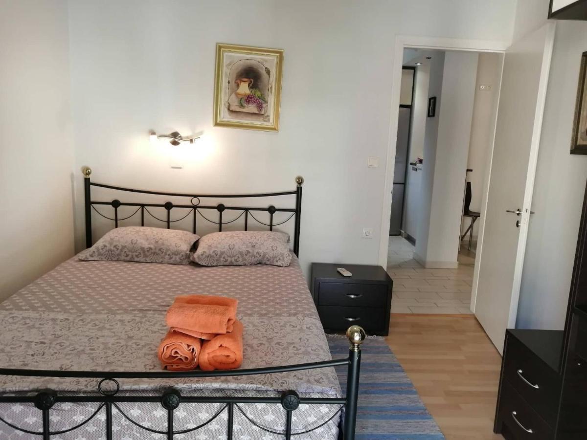 Flora's Boutique At The Heart Of Corfu *